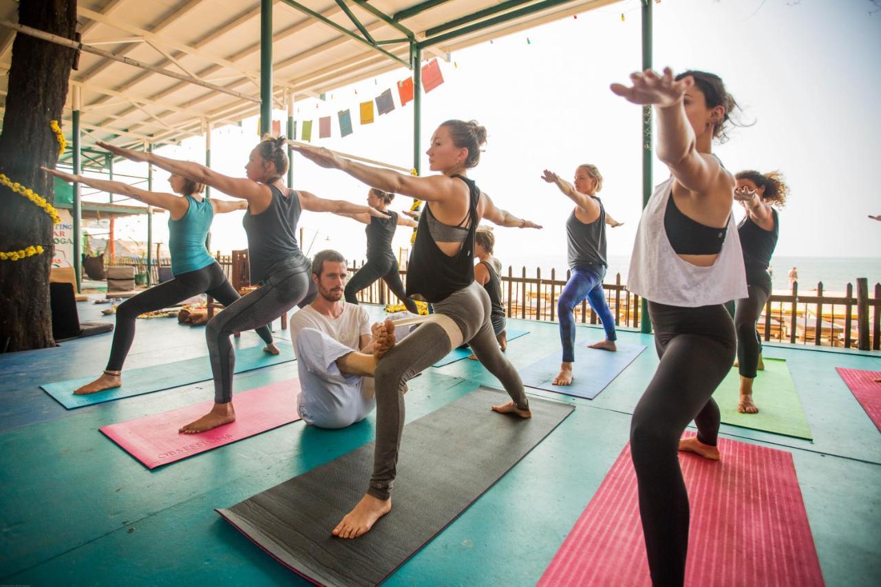 Kranti Yoga Tradition - Beach Resort Patnem Beach 外观 照片