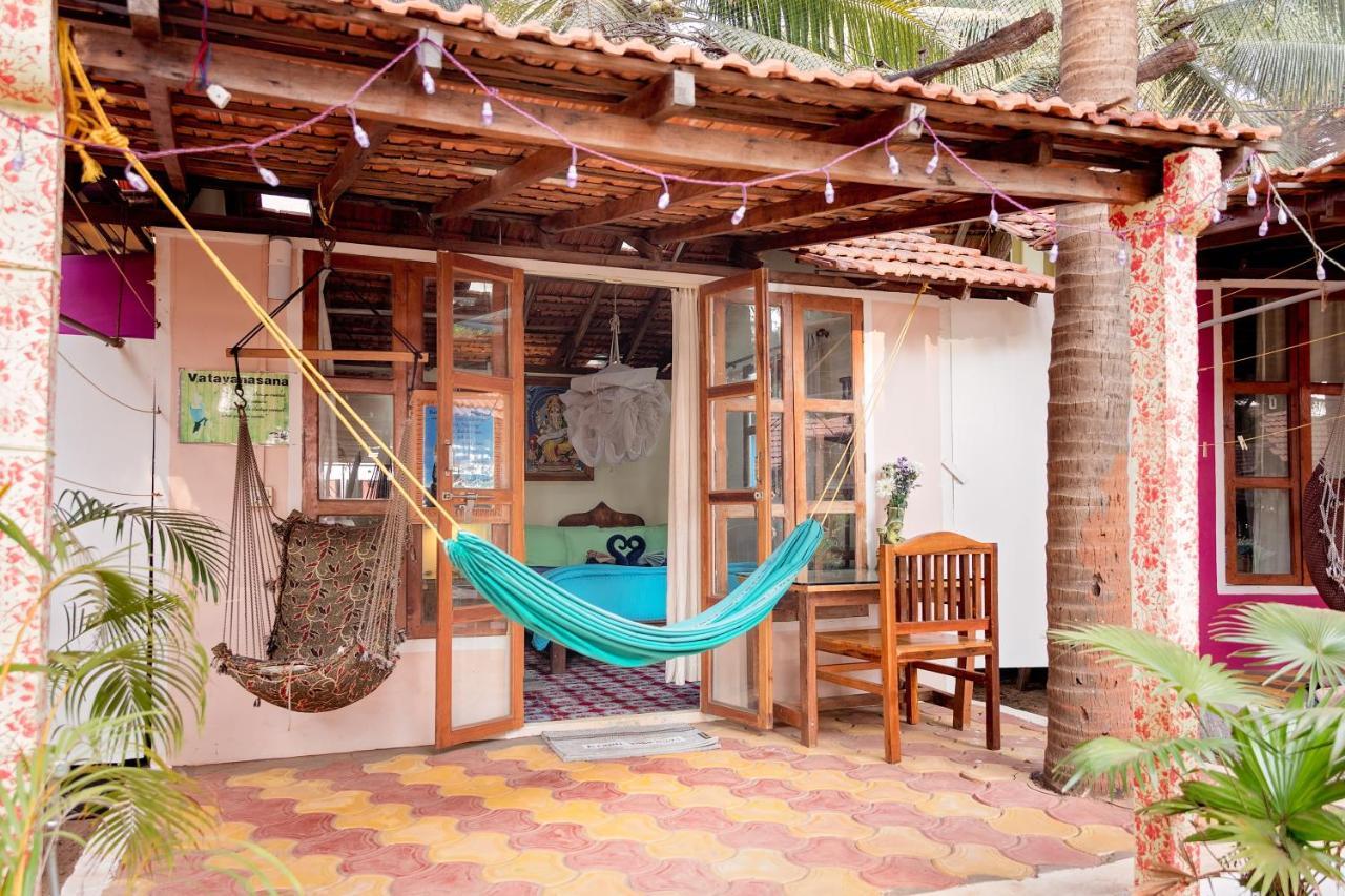Kranti Yoga Tradition - Beach Resort Patnem Beach 外观 照片